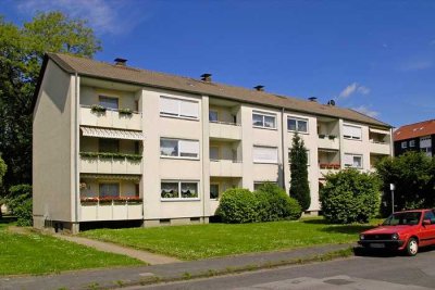 Schau' mich an - so schön mit neuem Bad und Laminatboden