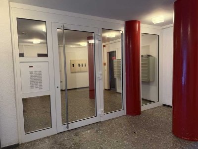 Charmante 2-Zimmer Wohnung mit Balkon und Tiefgaragen Stellplatz