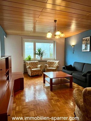 Helle 2-Zimmer-Wohnung mit Balkon