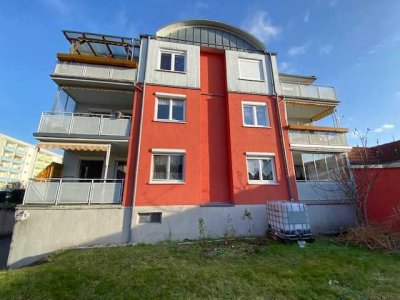 Tolle 3 Zi. Wohnung m. Balkon, Garage und EBK, neu saniert zur Eigennutzung/Geld-Anlage 5,3% Rendite