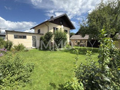 Zentral in Oberalm: Wohn- und Geschäftshaus  ideale Möglichkeiten!