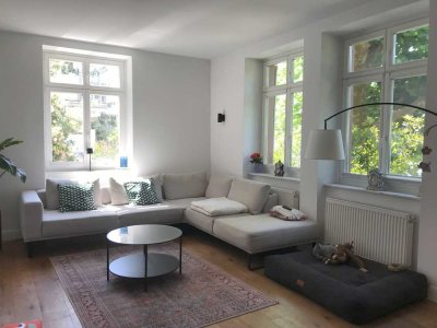 Bad Soden - Altbauvilla - 2 Zimmer Terrassenwohnung mit EBK und Keller