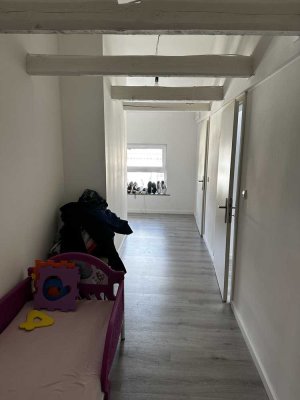 Zentrale 4-Zimmer-Stadtwohnung mit Charme