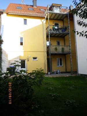 Modernisierte 3,5-Raum-Wohnung mit Balkon in ruhiger, zentrumsnaher Lage in Apolda.