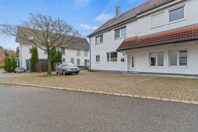 Frisch saniert! 3,5- (oder 4,5)-Zimmer-Eigentumswohnung in zentraler Lage in Hüttisheim