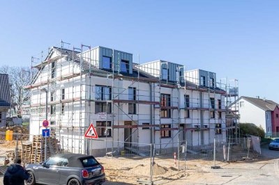 Neubauprojekt:
Attraktives Reiheneckhaus in Oekoven
- Erstbezug im Sommer 2023
- Bereits im Bau