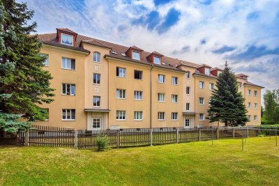 Helle Altbauwohnung mit Wohnküche und Tageslichtbad, im "Altseidnitz-Carré"