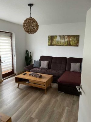 Provisionsfreie, renovierte 3-Zimmer-Wohnung mit Einbauküche und Balkon