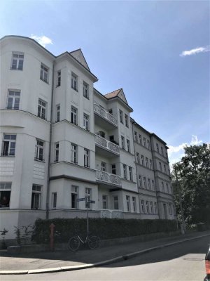 ** Helle 3 RWG mit Parkett - Bad mit Wanne - Balkon** WE 12 **
