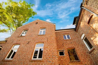 Zwei historische Häuser, liebevoll saniert - mit großem Garten zum Wohlfühlen!