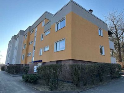 Stilvolle 2-Zimmer Wohnung im Hochparterre mit Süd-Loggia, Einbauküche und PKW-Stellplatz