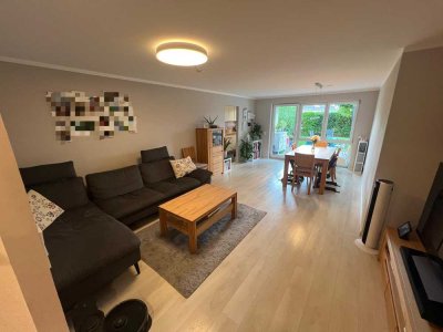 Stilvoll modernisierte 4,5-Zimmer-Wohnung mit großem Garten – einziehen und wohlfühlen!
