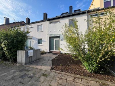 Heusenstamm: Im Erstbezug nach hochwertiger Komplettrenovierung: Traumhaus. Traumlage