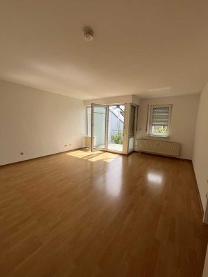 Geschmackvolle 2-Zimmer-Wohnung mit Einbauküche in Sindelfingen - Darmsheim