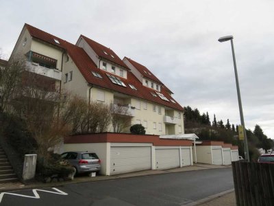 Gepflegte 2-Zimmer-Wohnung mit Balkon und EBK in Bad Schwalbach