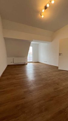 Wunderschöne 2-Zimmer-Wohnung mit Balkon in Ansbach/Obereichenbach