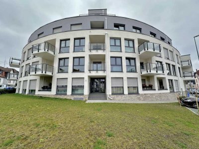 Penthouse mit Dachterrasse 4 Zimmer Wohnung in Hofheim, gute Ausstattung und 2xTG-Stellpätze!