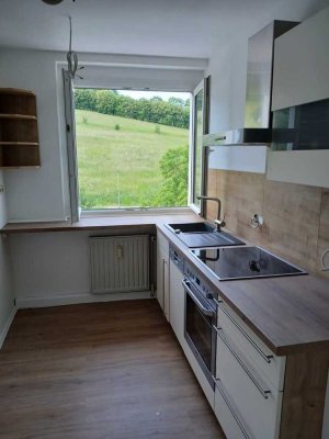 Erstbezug nach Sanierung - helle 3-Zimmer-Wohnung mit Balkon und EBK