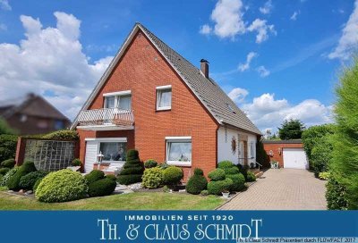 Gepflegtes Wohnhaus mit Garage und gr. Gartenhaus in Oldenbrok