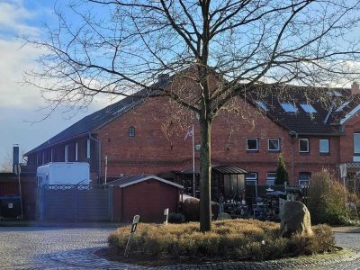 Attraktives 9-Parteienhaus mit Ausbaureserve in guter Lage von Rumohr, nahe Kiel