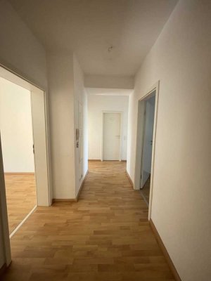 Geräumige Wohnung nahe der Elbe – Zentral & Komfortabel