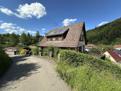 Preiswertes 1-2 Familienhaus mit Potential