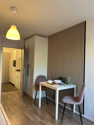 Vollmöblierte 1,5 Zimmer Wohnung zum „Sofort-Einziehen“