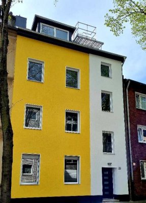 Kernsanierte Wohnung mit Balkon und Einbauküche
