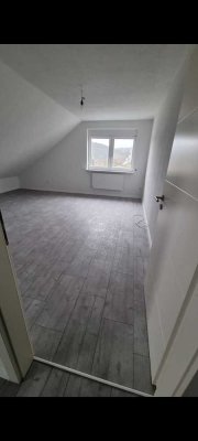 3-Zimmer Dachgeschosswohnung mit Balkon in Ludwigsau