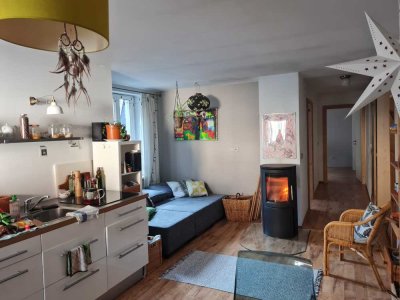 Schön renovierte 4-Zimmer Altbauwohnung am Rennweg (WG-geeignet)