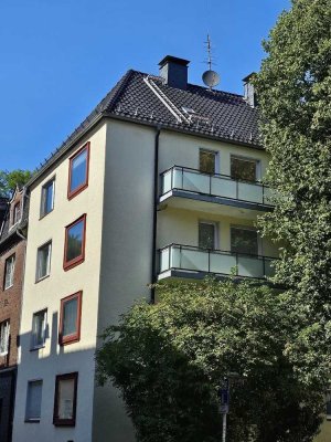 Mitten in Steele! Sehr gepflegte Eigentumswohnung mit ca. 108 m² Wohnfläche, 4 Zimmern u