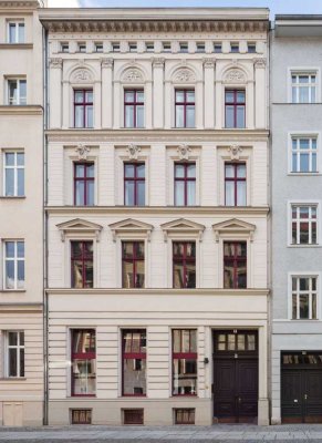 Luxuriöse Maisonette-Wohnung im Regierungsviertel