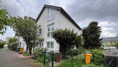 Großzügiges Endreihenhaus mit Südgarten und separater Einzelgarage