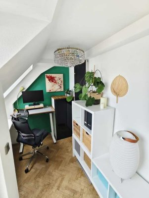 Liebevoll eingerichtete Maisonette mit Dachterrasse im Dobbenviertel