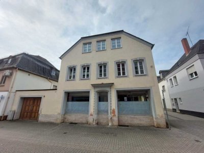 Wohn- und Geschäftshaus mit Potenzial in Trier-Ehrang