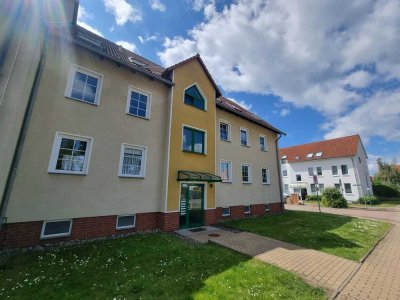 Gut geschnittene 2 Raum- Wohnung mit Balkon und Abstellraum!