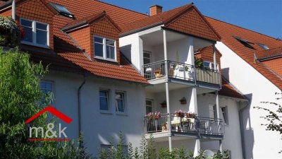 Bad Nauheim Hochwald: Traumwohnung, 3 Zimmer, ca. 95 m², 2 Ebenen, Balkon, TG-Platz, ab sofort frei!