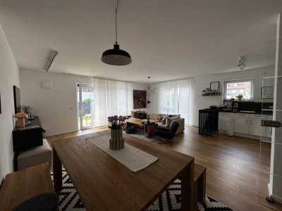 Helle, schöne 3-Zimmer-Wohnung mit EBK und Garten in Abensberg
