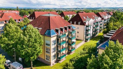Freie! Eigentumswohnung mit Südbalkon und TG-Stellplatz - Gestaltungspotenzial inklusive!