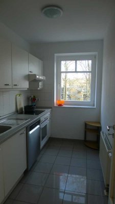 Zwei-Personen-Wohngemeinschaft in Biesdorf sucht neue(n) Mieter(in)