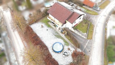 Vollunterkellerter Bungalow mit uneinsichtigem Garten!