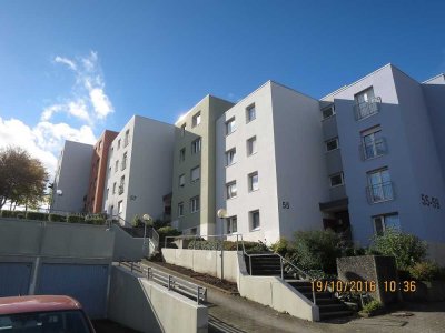 Schöne, sonnige 3 Zim.-Wohnung mit Südterrasse (EG) - Nur mit Wohnberechtigungsschein für 3 Personen