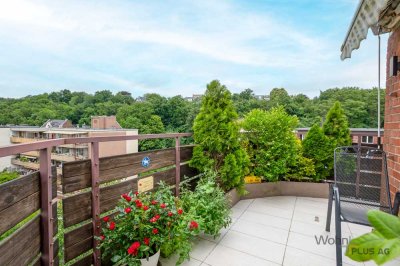 Lichtdurchflutete 2-Zimmer-Wohnung mit Balkon, Aufzug und Blick ins Grüne in Düsseldorf Gerresheim