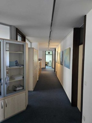 Stilvolle Büro- oder Praxisräume im Herzen der Koblenzer Altstadt