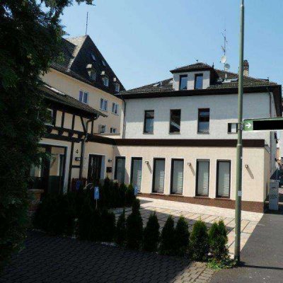 Helle Wohnung mit 2 Zimmern und 2 Balkonen