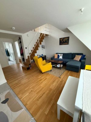 Exklusive, vollständig renovierte 2-Raum-Wohnung mit gehobener Innenausstattung in Frankfurt