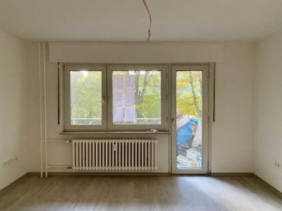 Wir sanieren für Sie - 2,5-Zimmer-Wohnung mit Tageslichtbad