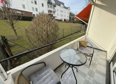 Modernisierte Wohnung mit Balkon und Grünblick!