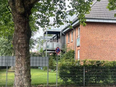 DESIGN TRIFFT NATUR IM GARTEN-PARADIES