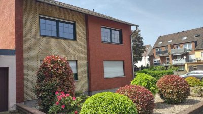 Attraktives, freistehendes Einfamilienhaus mit vielseitigem Potenzial in Bergheim-Zieverich